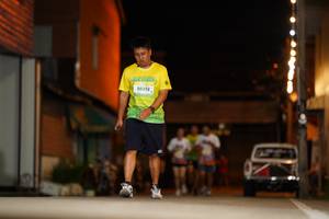 BIB: 50352
                            <button type="button" onclick="openModal(21743226)" class="btn btn-primary btn-sm float-right btn-popup" data-toggle="modal" data-target=".modal-high-quality">
                        <i class="fas fa-shopping-cart"></i> Add to Cart
                    </button>
                                            <button type="button" onclick="isThisMe(21743226, true)" class="btn btn-success btn-sm float-right btn-popup btn-isme hidden" data-toggle="tooltip" data-placement="bottom" title="นี่คือรูปของคุณใช่ไหม คลิกที่นี่เพื่อเอาเข้าอัลบั้ม">
                        <i class="fas fa-plus"></i> Add to album
                    </button>
                    <button type="button" onclick="isThisMe(21743226, false)" class="btn btn-warning btn-sm float-right btn-popup btn-isnotme hidden">
                        <i class="fas fa-ban"></i> Remove from album
                    </button>